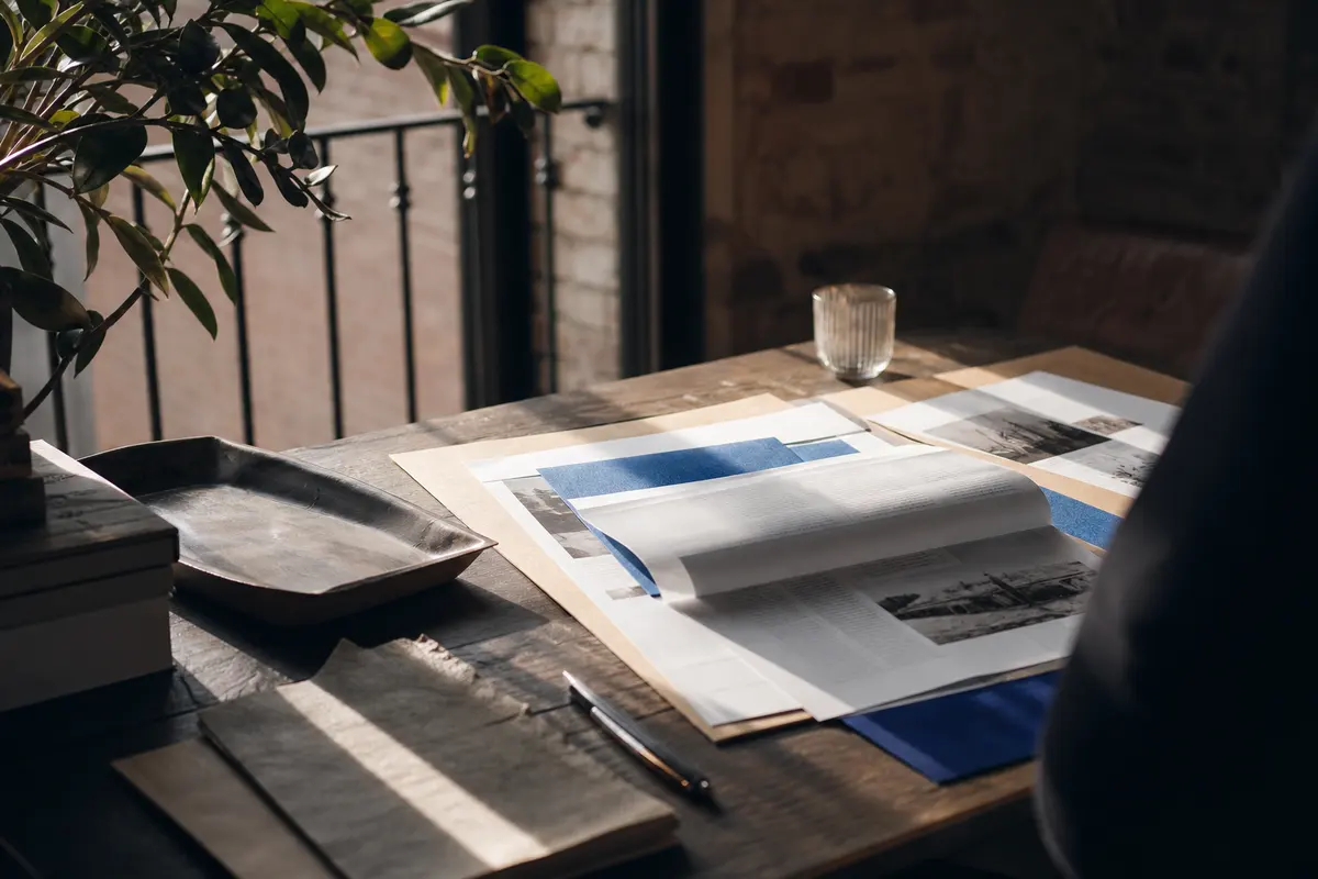 Editorial marketing planning scene for Programmatic SEO in Braidwood, Illinois