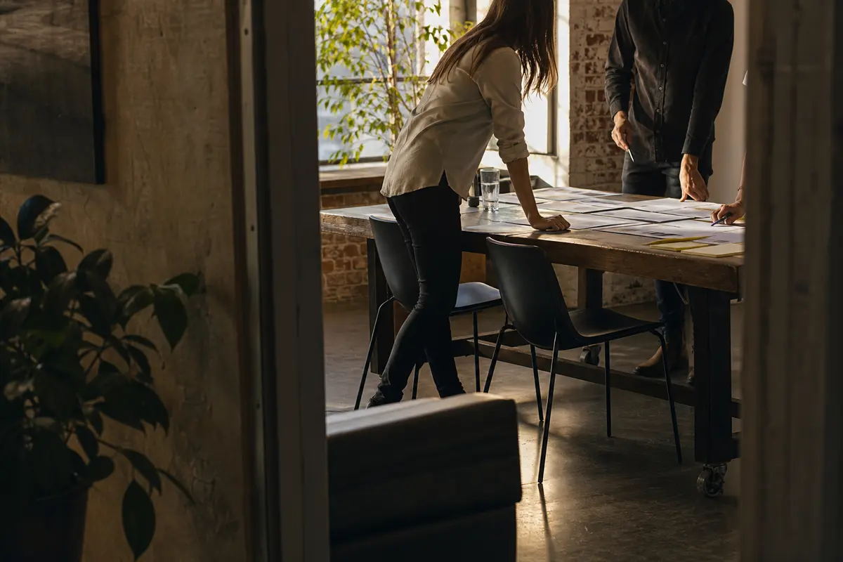 Editorial marketing planning scene for Lisle, Illinois