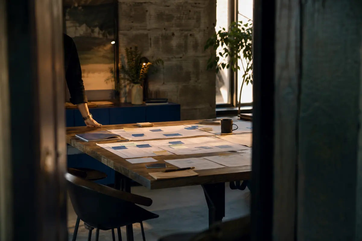 Editorial marketing planning scene for Pella, Iowa