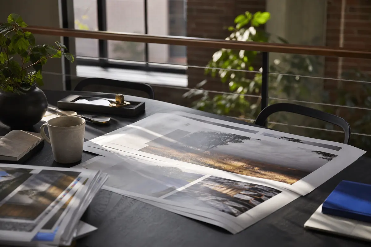 Editorial marketing planning scene for AI SEO in Canton, Mississippi