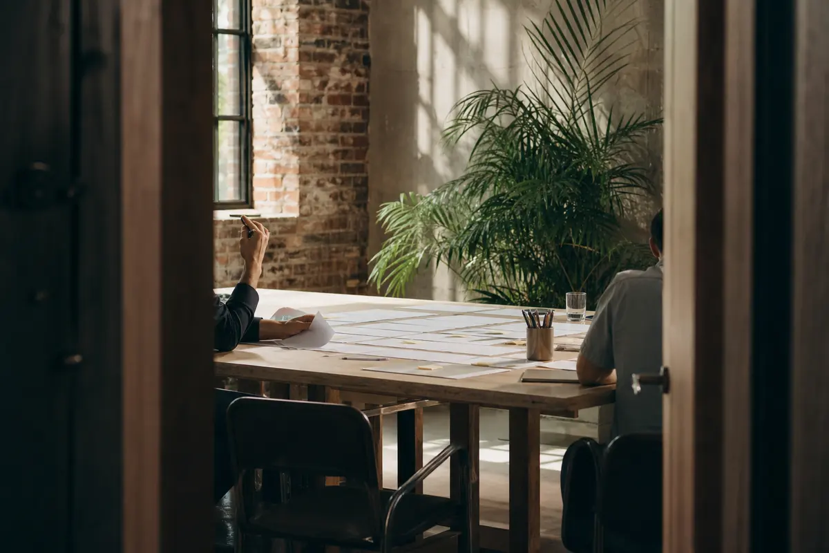 Editorial marketing planning scene for Reputation & Reviews in Herkimer, New York