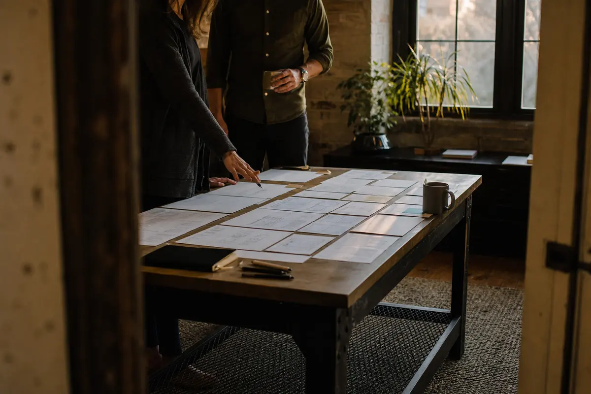 Editorial marketing planning scene for Programmatic SEO in Richmond, Rhode Island