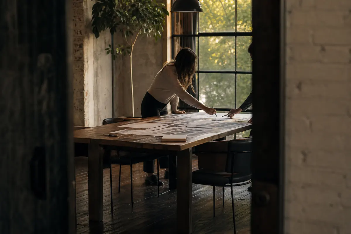 Editorial marketing planning scene for Ennis, Texas