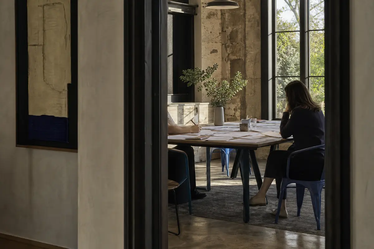 Editorial marketing planning scene for Robinson, Texas